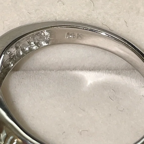 Solid 14K White Gold Natural Round Cut Natural Diamond Trio Modern Ring